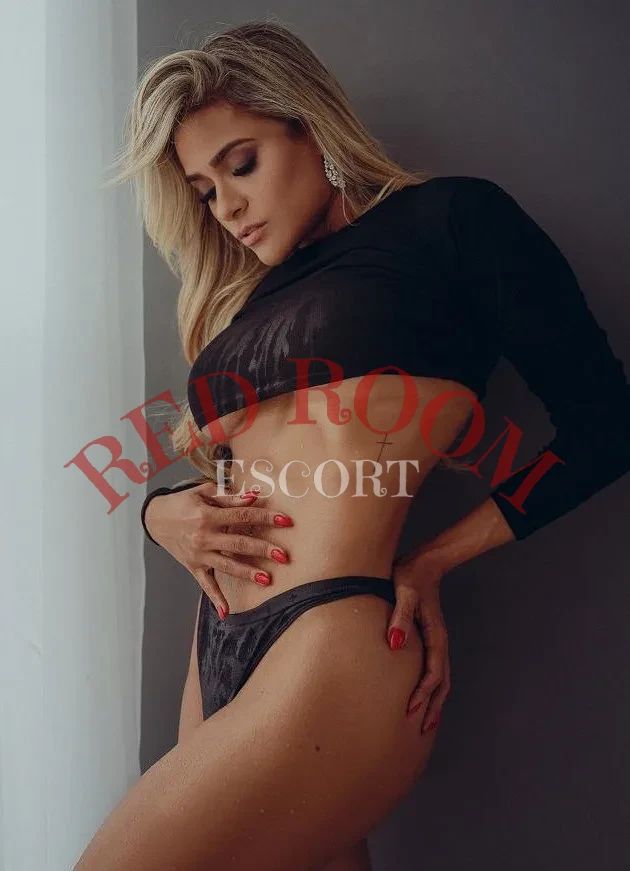 Эскортница Ветта - грудь 3, рост 167 см, вес 61 кг, цвет волос Блондинки